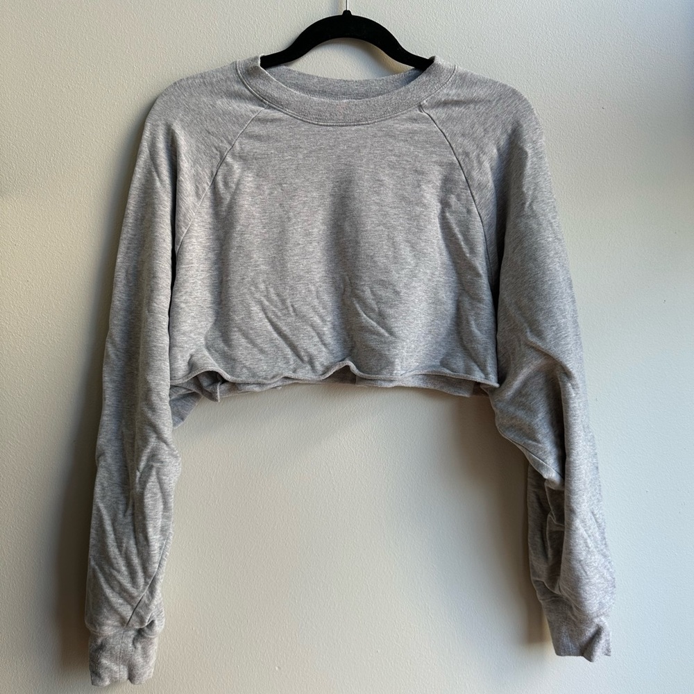 ALO YOGA DOUBLE TAKE GREY CROPPED CREW